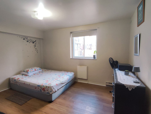 1 Bed 1 Bath: Apartment in Short Term Rentals in Windsor Region