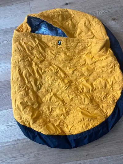Sleeping bag for dogs in large Hutta, View more