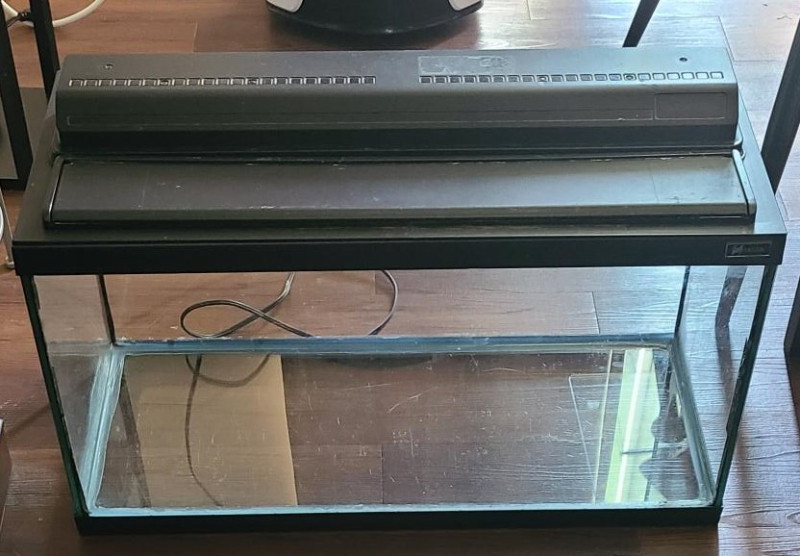 Aquarium, terrarium, vivarium de 20 gallons à Loretteville