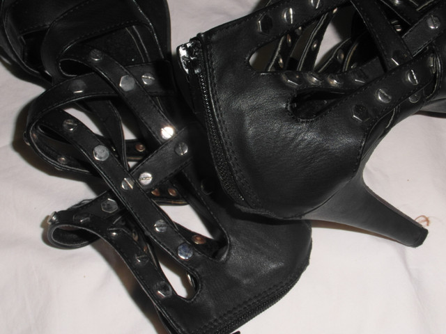 shoe,Studded highheel shoe in Women's - Shoes in Stratford - Image 3