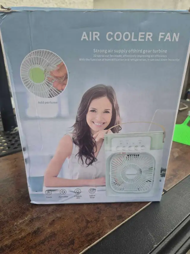New Portable Mini Air Cooler Fan & Misting Humidifier (600m in Heaters, Humidifiers & Dehumidifiers in Winnipeg - Image 2