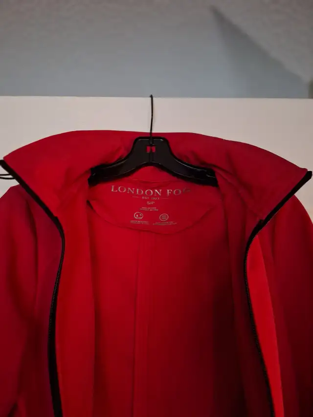London Fog Soft Shell Fleece Lined Jacket in Women's - Tops & Outerwear in Calgary - Image 4