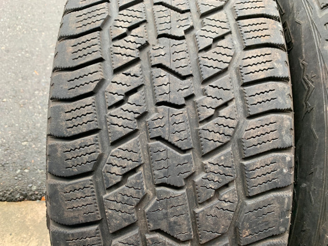 Pair of 275/55/20 M+S 117T Cooper Discoverer AT/W with 50% tread in Tires & Rims in Delta/Surrey/Langley - Image 3
