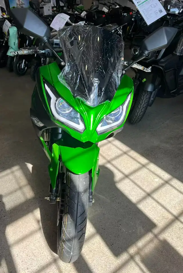 BRAND NEW EMMO Zone MAX 84V - Green | On Sale $800 OFF!!! in eBike in City of Toronto - Image 3