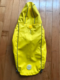 GF Pet Reversible Raincoat - Yellow (Medium)
