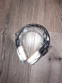 Molson Canadian headphones 