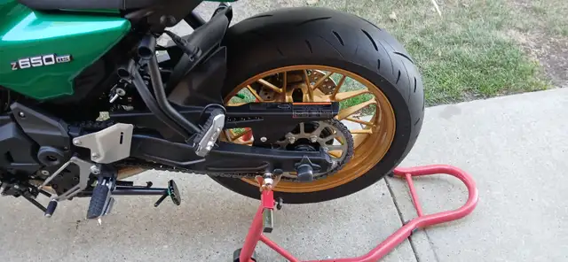 BRAND NEW 2023 KAWASAKI Z650RS FOR SALE WITH TONS OF EXTRAS!!! in Sport Bikes in Edmonton - Image 30