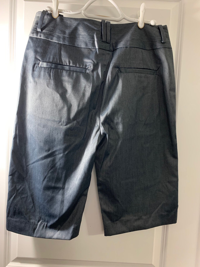 Brand New w/tag Initial Women Shorts , Grey, Sz: 3 $59 in Women's - Bottoms in Markham / York Region - Image 4