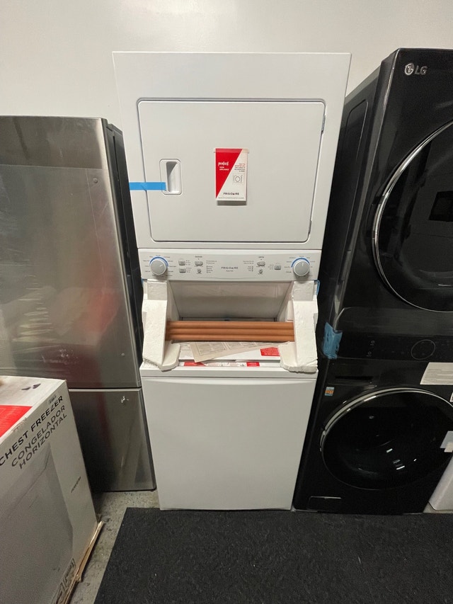 NEW Frigidaire Washer And Dryer Stacker Washers & Dryers London