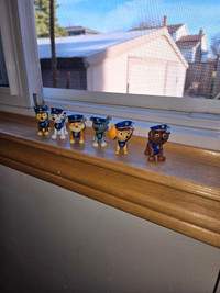 Paw patrol figurines 