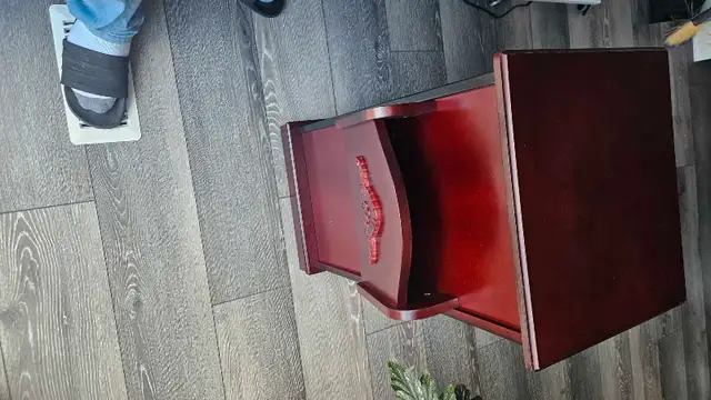 red cherry wood magazine stand/ mobile organizer  in Bookcases & Shelving Units in Edmonton - Image 7