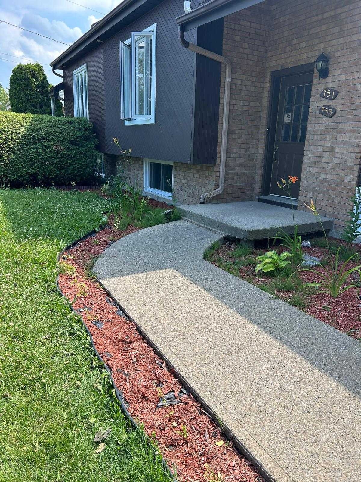 751 Rue Gosselin — photo 1