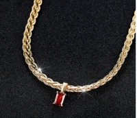 amazing necklace 18 K plated new red or black beautiful for sale