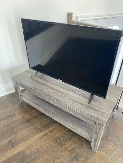 Télé intelligente 43 pouces TCL Rony TV HDMI, View more