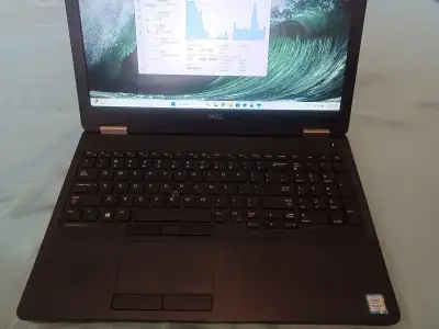 Dell Latitude E5570 i7-6600U 16GB-ram Radeon R7 M360 250GB SSD, View more