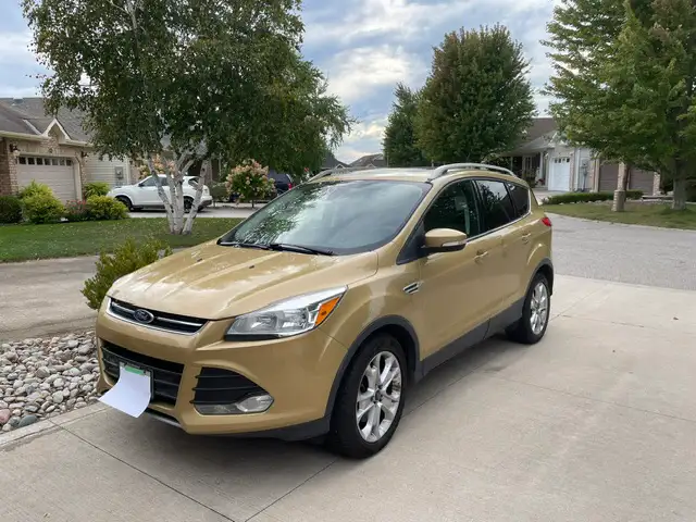 2015 Ford Escape Titanium 2L AWD Automatic 577858230939832324