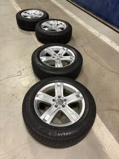 225/60R 17-inch Michelin X-Ice Snow Tires 5X-112 Bolt Pattern from Mercedes-Benz C Class model Will...