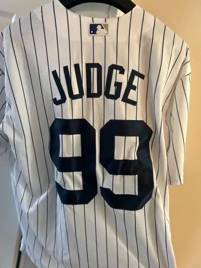 New York Yankees Aaron Judge Jersey, View more