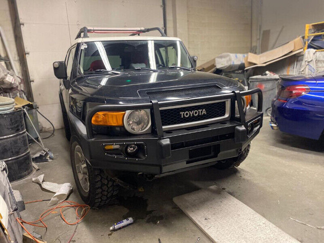 2007-2014 TOYOTA FJ CRUISER FRONT STEEL BUMPER in Auto Body Parts in Burnaby/New Westminster - Image 4
