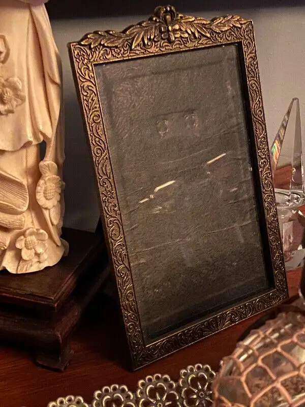 EMPTY METAL PHOTO FRAME VINTAGE ANTIQUE CLASSIC62863270019458123