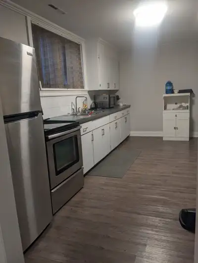 1 BEDROOM apartment for rent - QUIET & Clean