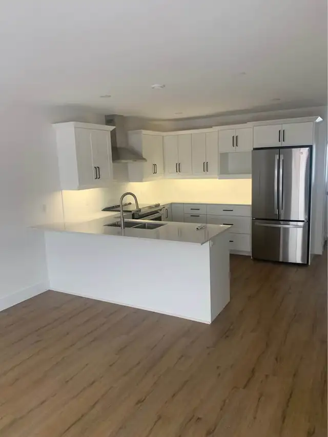 3 Bedroom, 2 Baths -Townhouse For Rent in Long Term Rentals in Charlottetown - Image 9