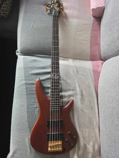 Ibanez K5 bass, View more