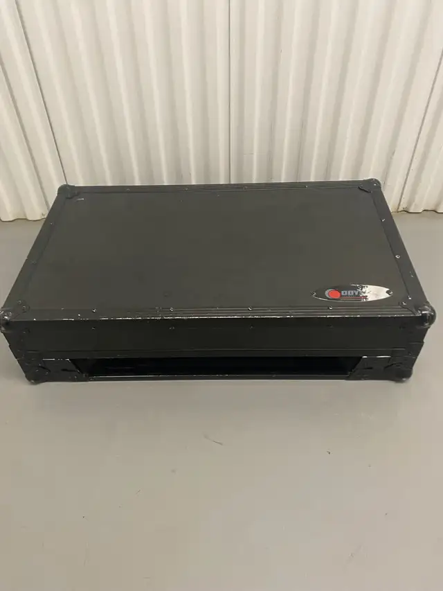 odyssey dj  controller case  in Performance & DJ Equipment in City of Toronto - Image 2
