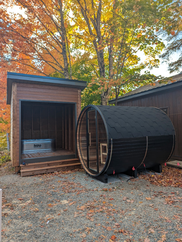 Red Cedar Barrel Sauna in Hot Tubs & Pools in St. John's - Image 2