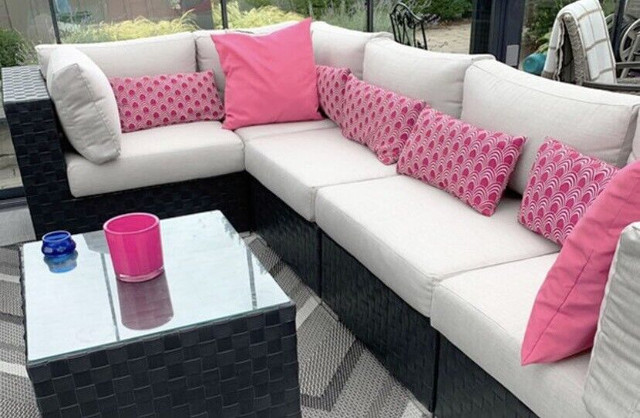 Outdoor cushions and pillows/ custom made in Patio & Garden Furniture in Oakville / Halton Region