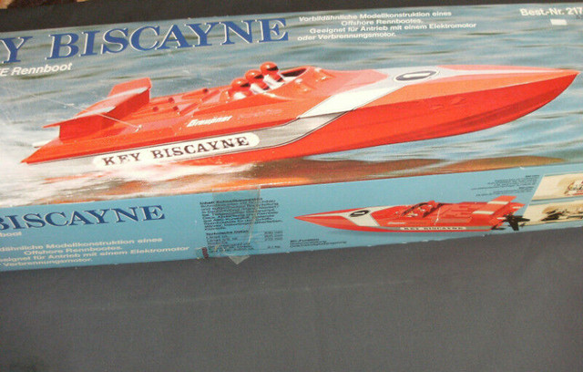 Graupner Key Biscayne Deep Vee O S Racing Boat R C MODEL KIT Hobbies Crafts Calgary Kijiji Classifieds