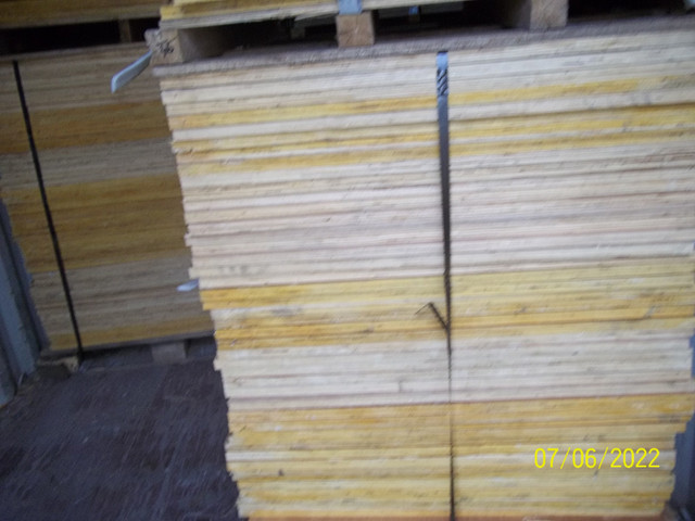 50 plywood 7/8 de 39.3/4 par43 pouce A $400 la palette de 50 mor dans Planchers et murs  à Longueuil/Rive Sud - Image 2