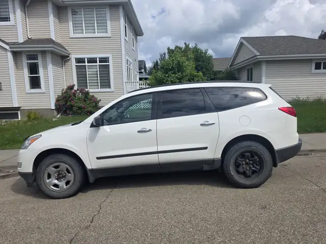 2011 Chevy Traverse485897504073994240