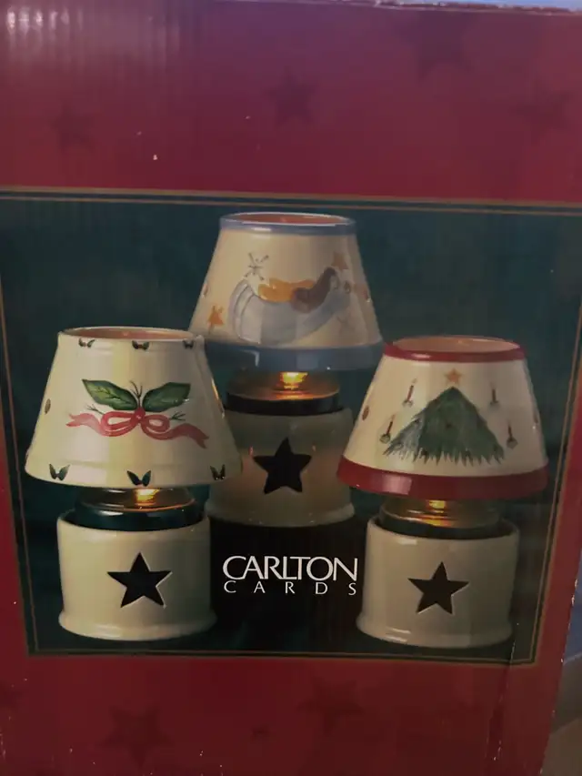 Christmas Candle Lantern  in Holiday, Event & Seasonal in Strathcona County - Image 7