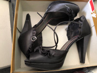 Shoes, Heels: 8/9 (Pickup West Ottawa: Centrepointe / Algonqiun)