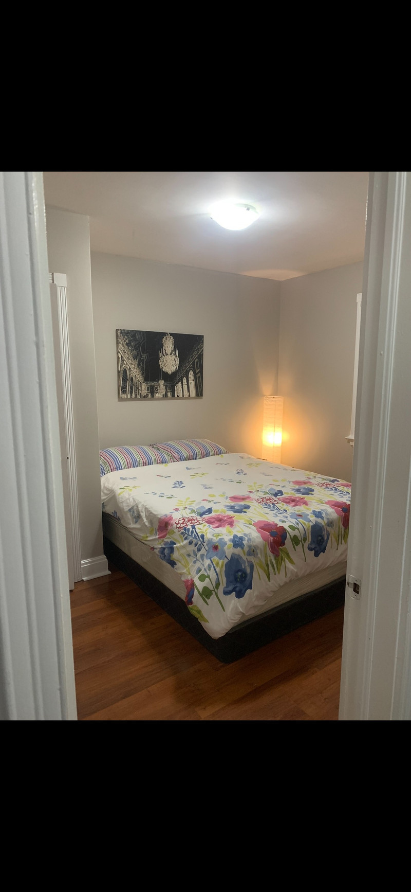 One room for rent with powder room included for ladies only Room