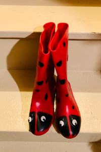 Sweet Wellipets Red Ladybug Girl’s Size 12 Rubber Rain Boots