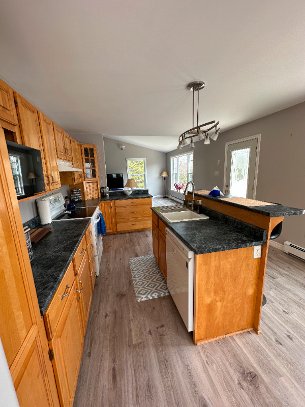 Spacious 1Bed Furnished Rental in quiet community Long Term Rentals