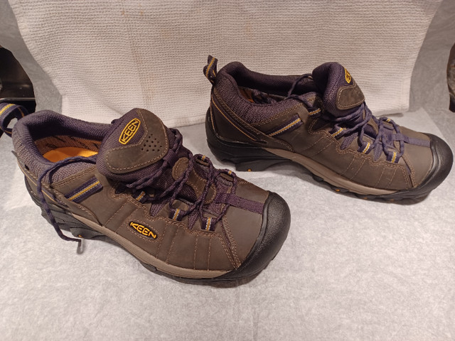Mens Hiking Shoes - Waterproof - Keen -Size 10.5 - $150 in Men's Shoes in Oshawa / Durham Region