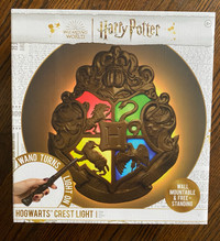 Official Harry Potter Hogwarts Crest Light, Wand Remote Cont