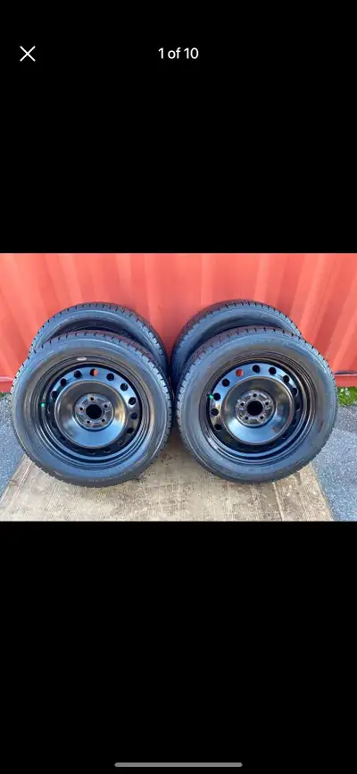 Set of 4 DUNLOP winter tires rims (235 55 18) pattern (5×114.3) 2020 TOYOTA SIENNA