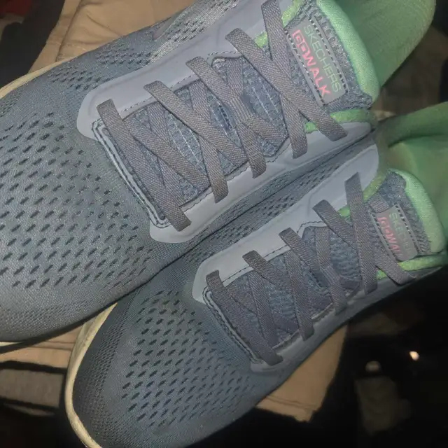 Skechers Go-Walk in Women's - Shoes in Banff / Canmore - Image 3