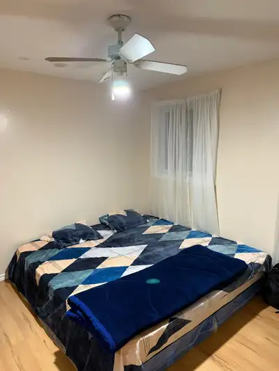 One room available for two boys near sheridan college from 1 may. First and last required