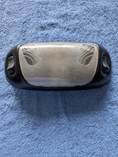 Interior Dome Light XL Fits 1992-1996 F150 & Bronco, 1992-1997 F250, F350 & f-superduty – Good condi...