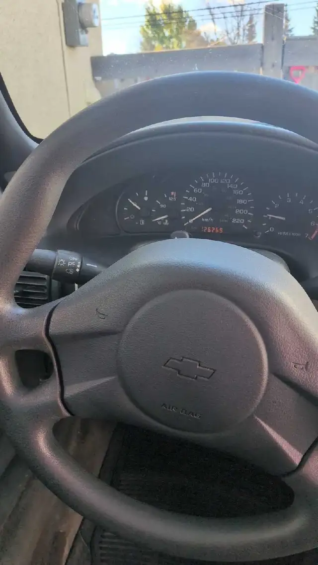 2004 Chev Cavalier 579671777597859847