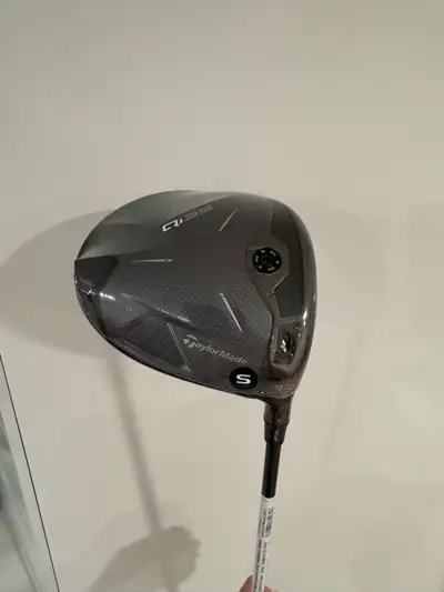 TaylorMade Qi35 Driver RH, View more