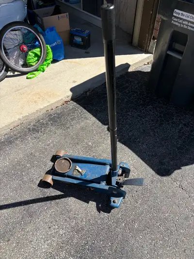 Certified 3 Tonne Floor jack, View more