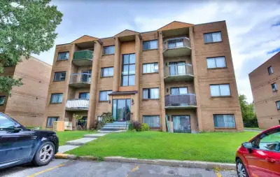 Etes- vous femme de carrière? Célibataire? Jeunes mariés? Cet appartement vous conviendra perfaiteme...