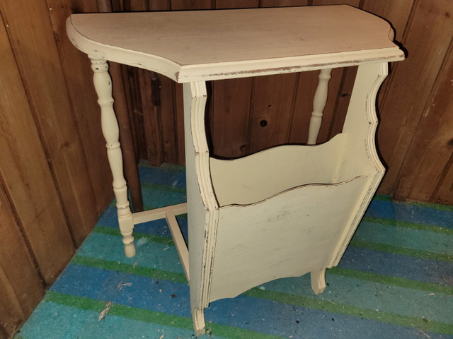 Shabby chik magazine side table painted, $45 23" wide, 14" deep in Other Tables in Thunder Bay