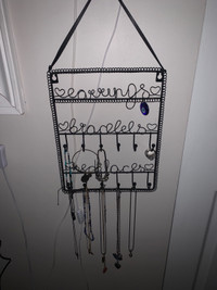 bracket earring necklace holder 